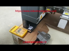 Hoe verbind ik de KUKA X1 en X11 connectoren?