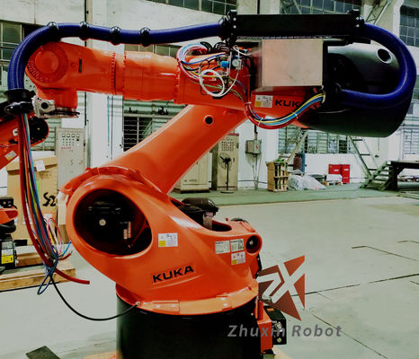 Ontwerp en installatie van robotpijplijnen voor Kuka, ABB