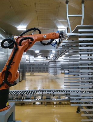 Floor-mounted Industrial Robot Cell met 2033 mm bereik en ongeveer 665 kg gewicht