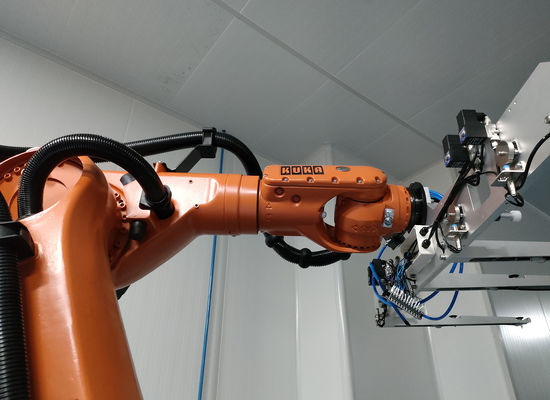 KUKA KR60-3 Industriële robotcel met robottraining en IP65-beschermingscategorie