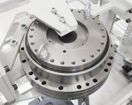 Kuka-versnellingsreducer verbeterde prestaties door inspectie en vervanging van de zegel voor optimaal resultaat